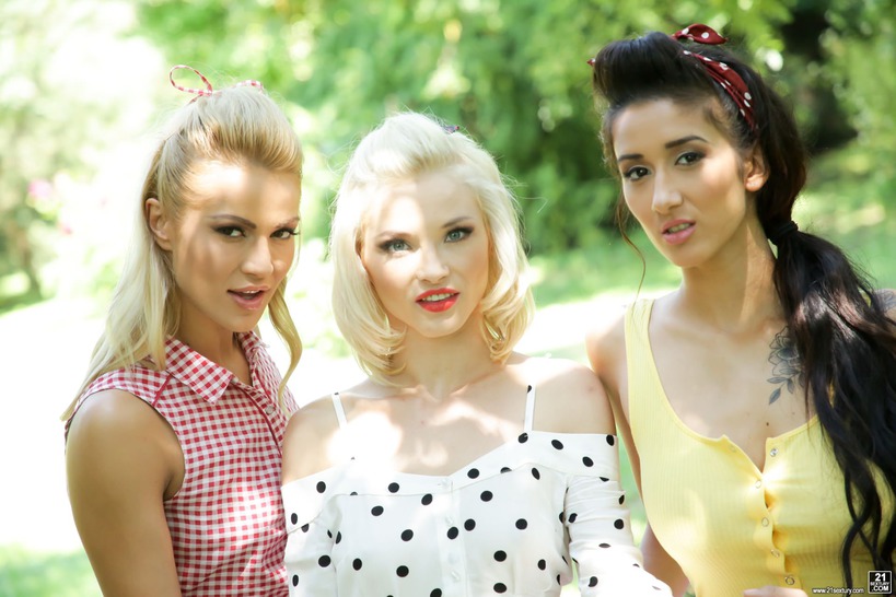 Pin-up Picnic (5/21)