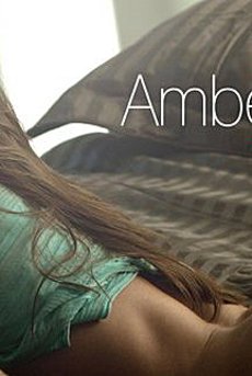 Amber Sym Shows Her Amazing Body 08