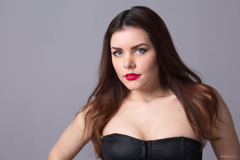 Beautiful & Simple (2/21)