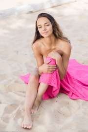 Slava A Beach Girl 04