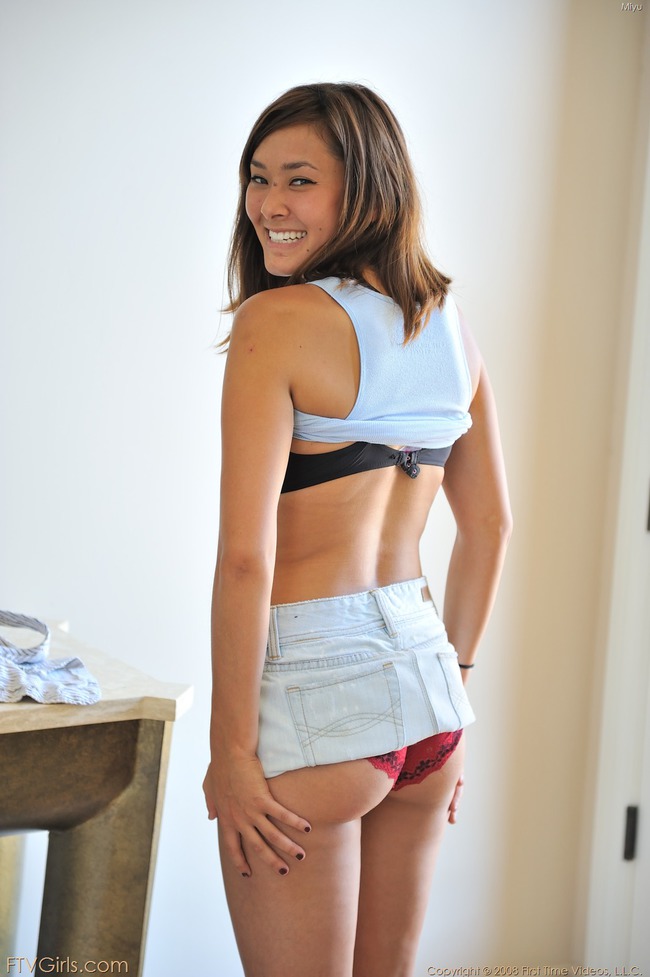 Young & Playful (12/21)