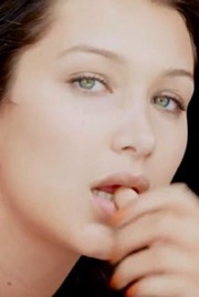Bella Hadid 07