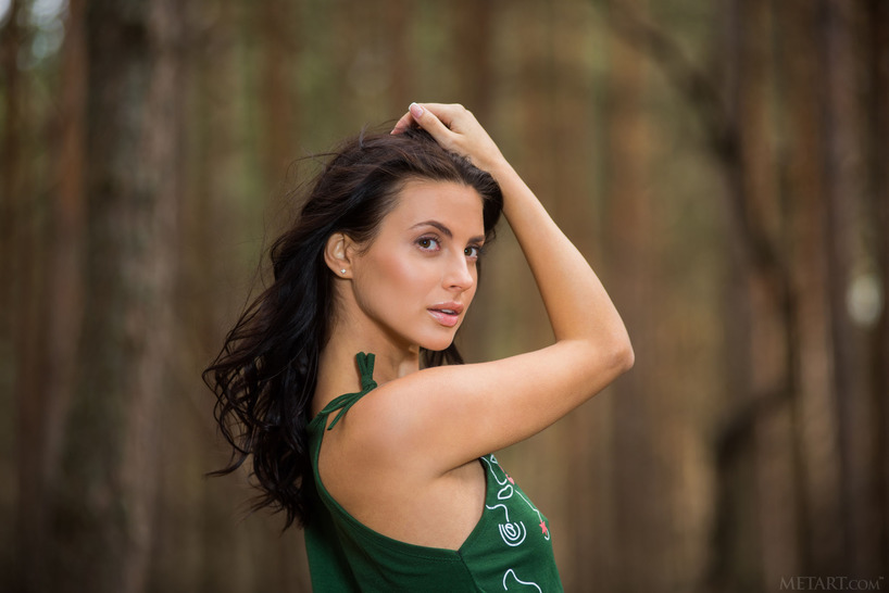 Sultry sweetheart Jasmine Jazz looks gorgeous (5/21)