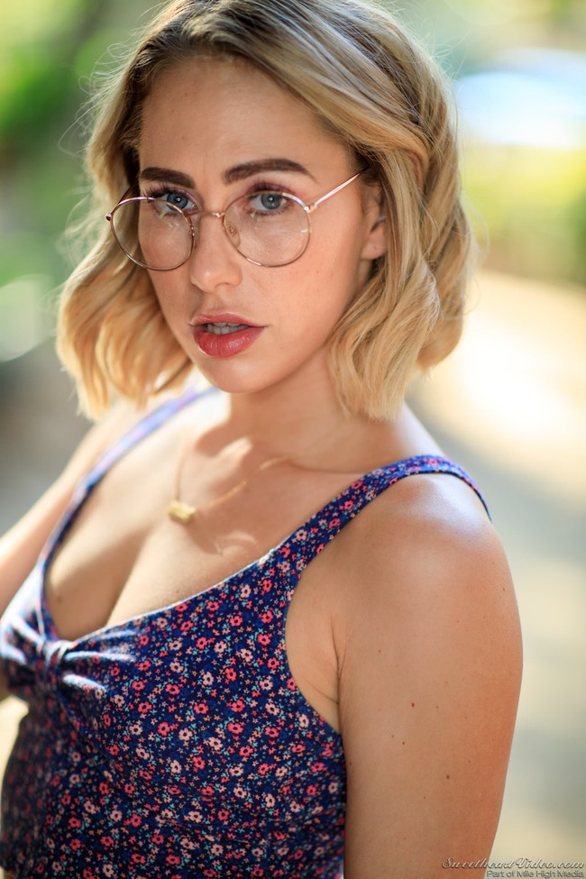 Carter Cruise's Life On The Farm (2/21)