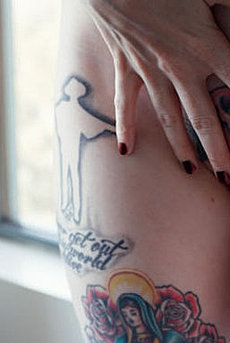 Kemper Teasing With Her Colored Tattoo 10