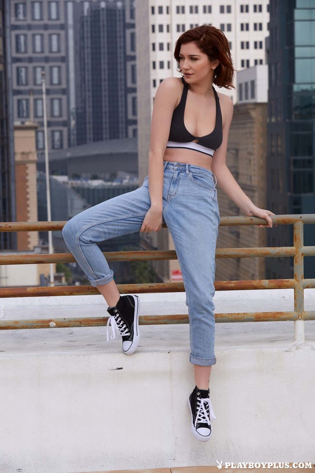 SKYE BLUE IN CASUAL CHIC (18/21)